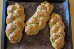 Bear's garlic brioche braids