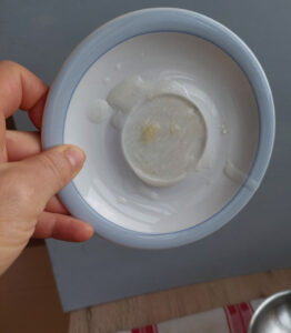 Test if the jam is done by tilting the plate