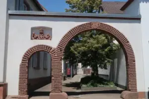 Dampfnudeltor in Freckenfeld